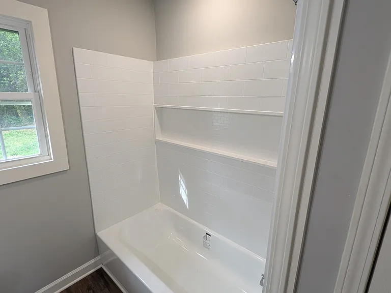 1022 Beck St — Photo 10