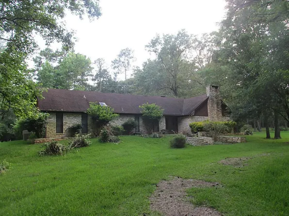 246 Rosanky, Livingston, TX 77351