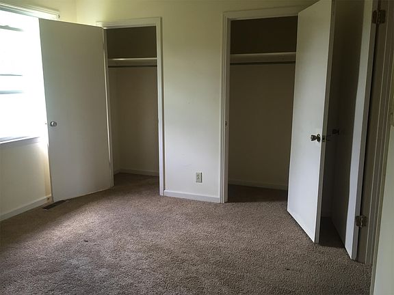 2nd image of 146 Darlene Dr APT D