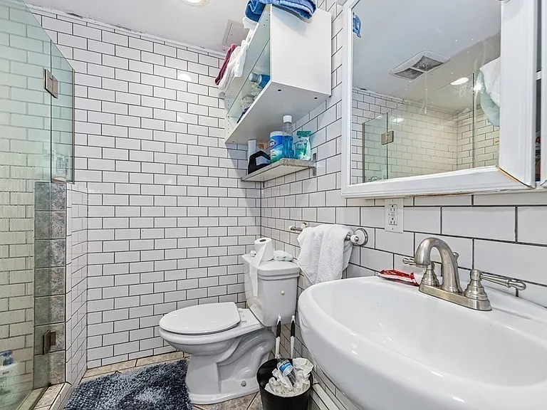 1566 Tremont St #1 — Photo 11