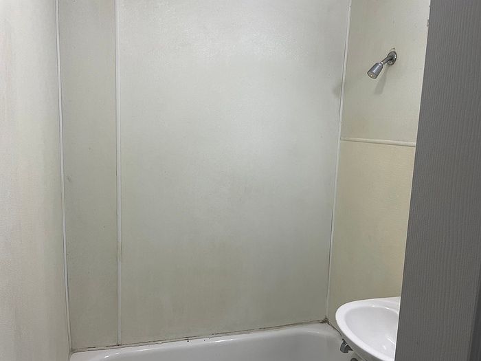 2nd image of 3013 Ridgeway Ave #3