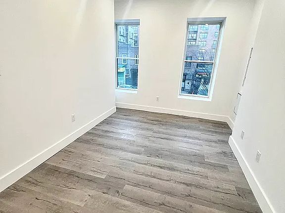 4th image of 1207 Rogers Ave #3F
