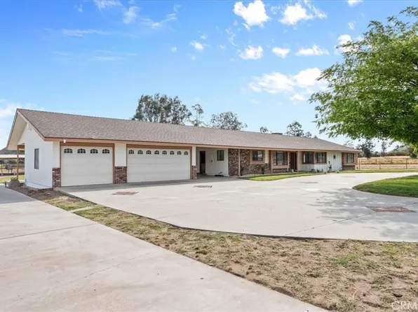 6905 W Devonshire Ave, Hemet, CA 92545