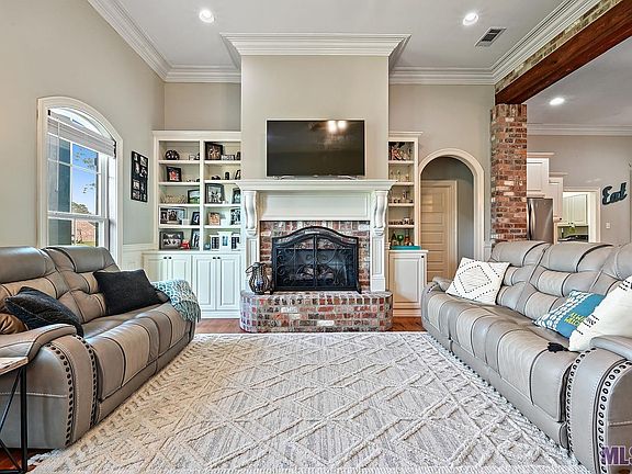 5th image of 14207 Leayn Ct