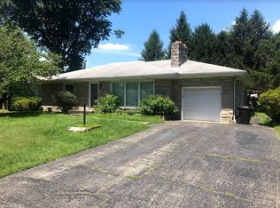 2714 Sharon Way, Louisville, KY
