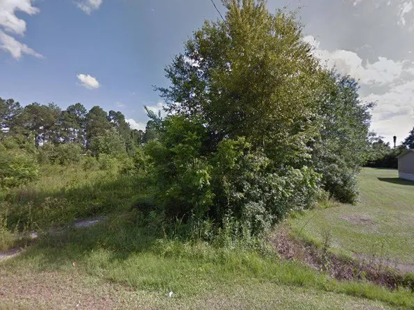 821 Saint Ann St, Mullins, SC 29574