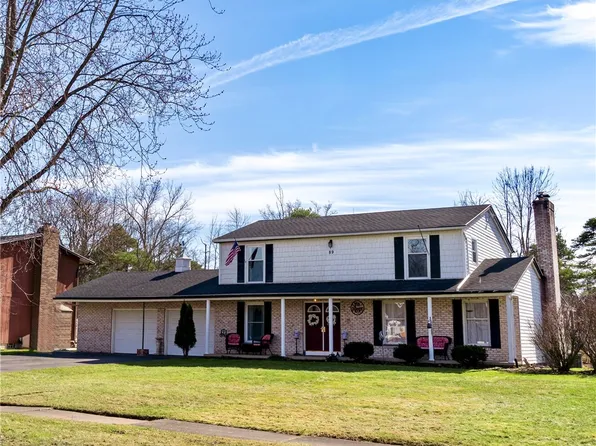 89 Firestone Dr, Rochester, NY 14624