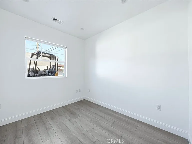 10538 La Reina Ave #4 — Photo 54