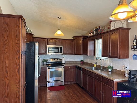 4th image of 3332 Jantz Cir