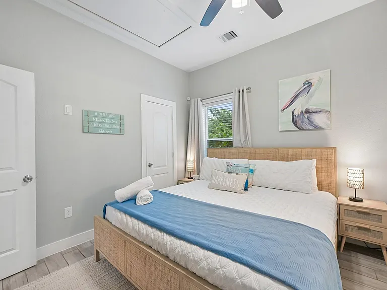 1022 Avenue L — Photo 22