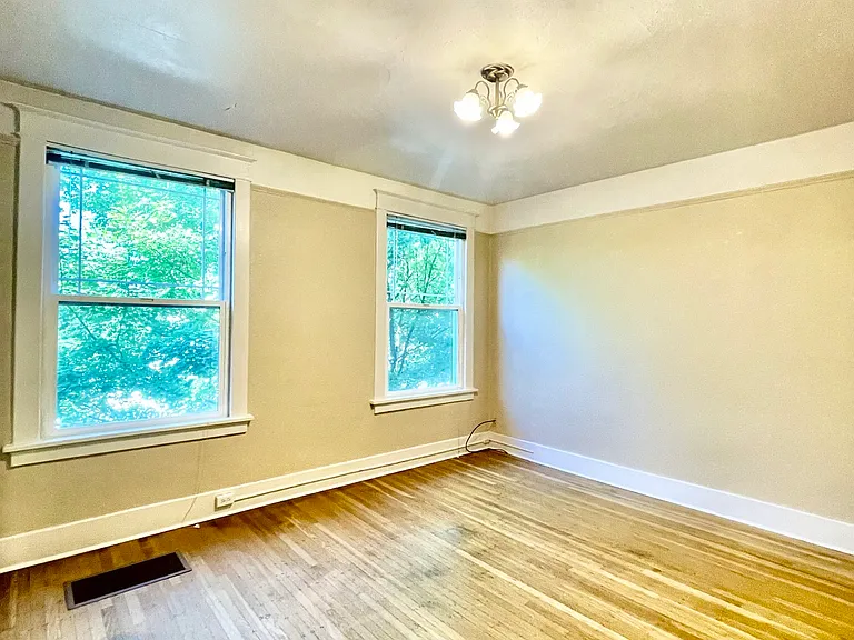 816 S 8th St #203 — Photo 3
