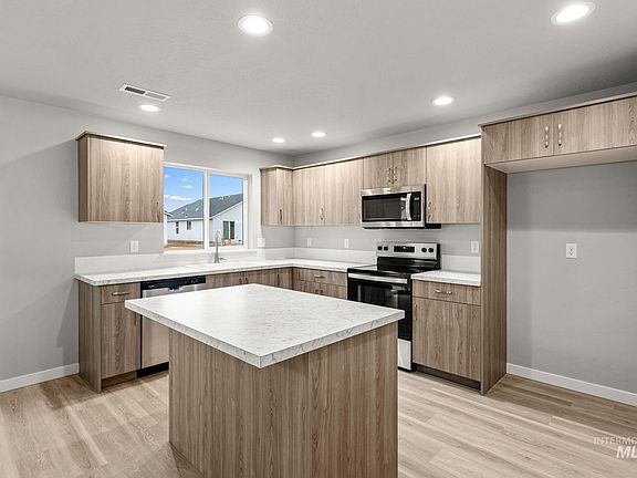 6th image of this home