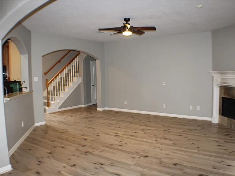 1718 Heddon Falls Dr — Photo 16