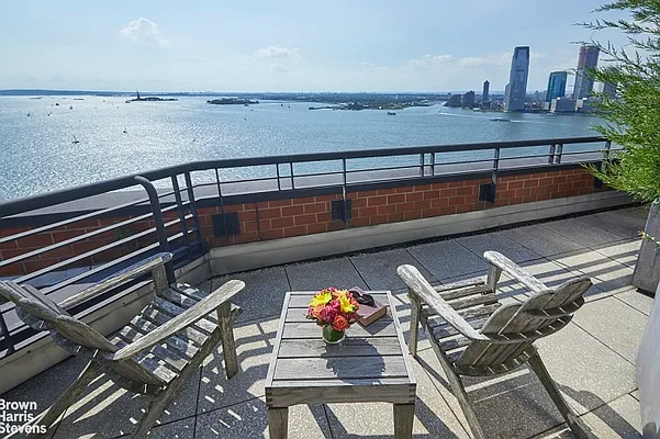 Rented by Brown Harris Stevens | media 31