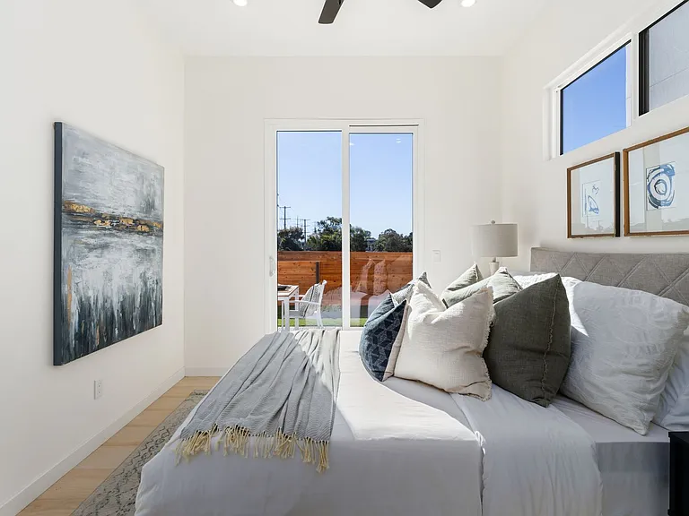 4603-4611 Almayo Ave — Photo 66