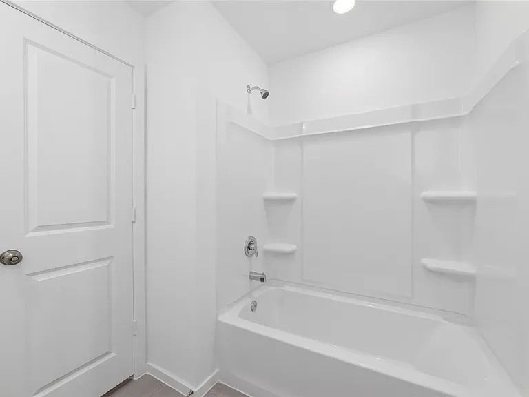 3064 Huntersville Dr — Photo 14