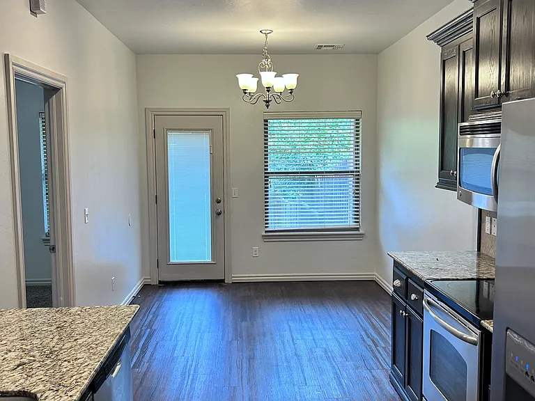12003 Jadesdale Cir — Photo 43