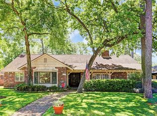 12223 Beauregard Dr, Houston, TX 77024