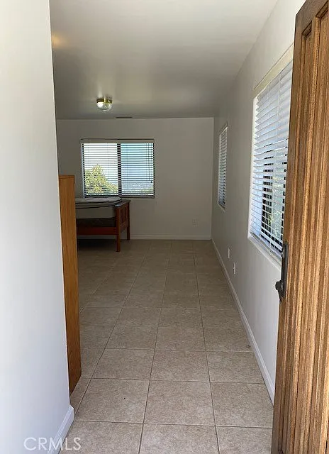 Studio, 300 sqft, $1,550 — Photo 2