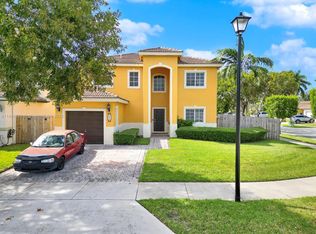 20830 SW 90th Pl, Cutler Bay, FL 33189