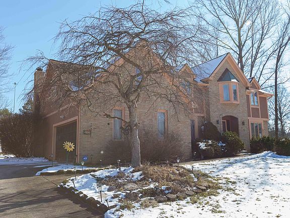 5th image of 548 Conestoga Dr