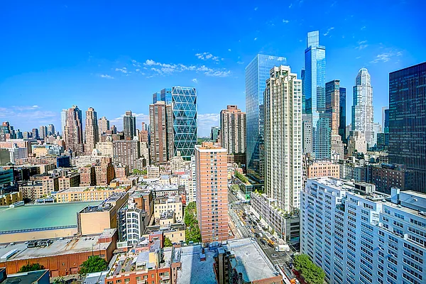 Rented by Brown Harris Stevens | media 18