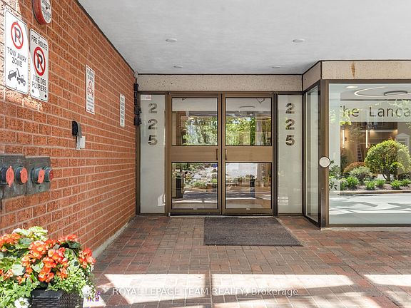 3rd image of 225 Alvin Rd #301