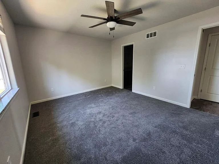 8709 E Chris Ct — Photo 3