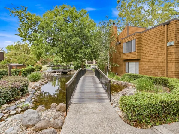 790 Woodside Ln E Unit 6, Sacramento, CA 95825