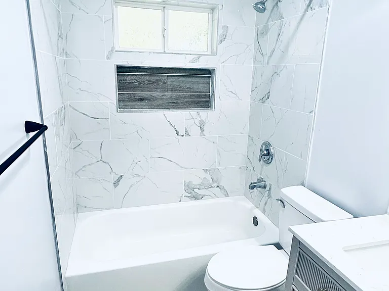 910 Saint Catherine Dr — Photo 9