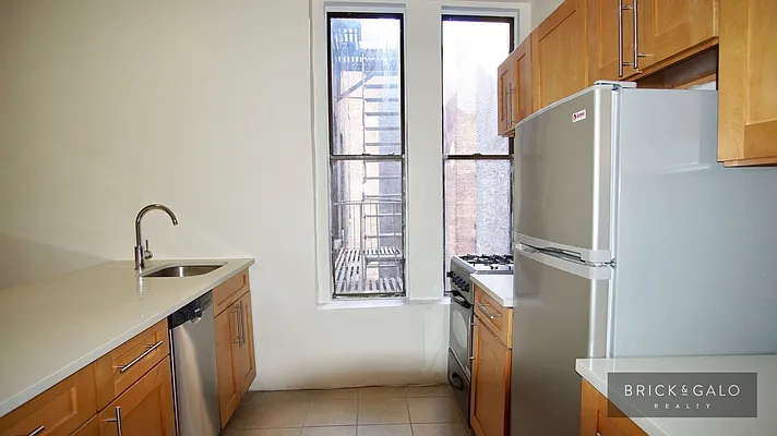 Rented by BRICK & GALO REALTY CORP | media 13