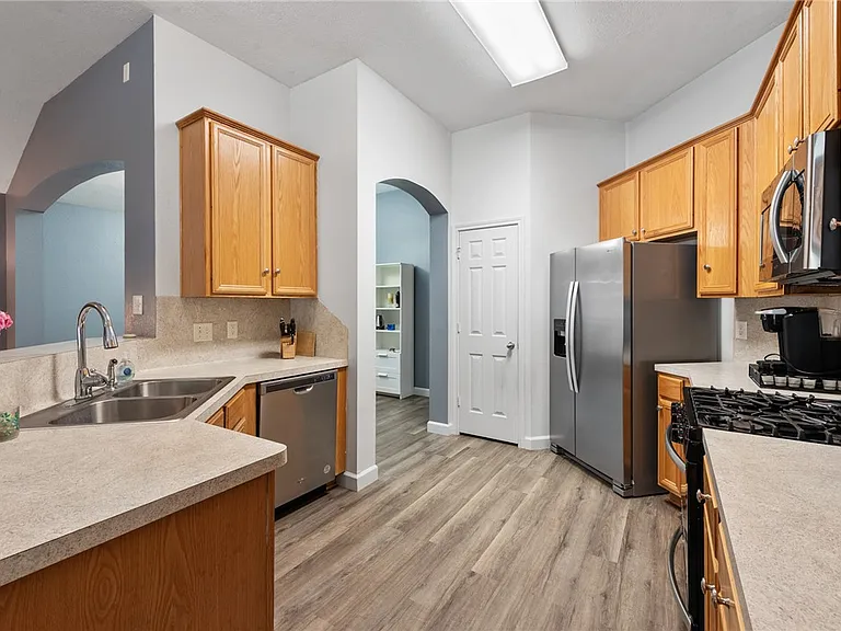 2805 Muirwood Ct — Photo 8
