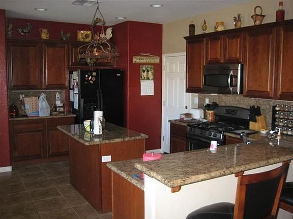 3rd image of 1908 Letterkenny Dr