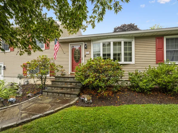 41 Andover Road, Stamford, CT 06902