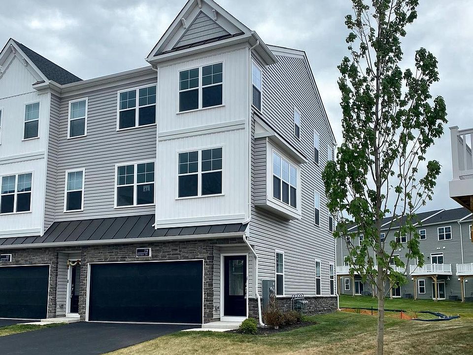 2nd image of 23 Warren Dr #51