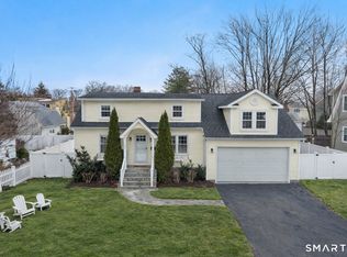 121 Alden Street, Fairfield, CT 06824