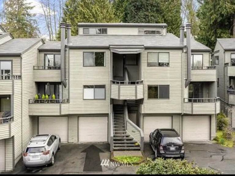 7014 116th Ave NE #C — Photo 1