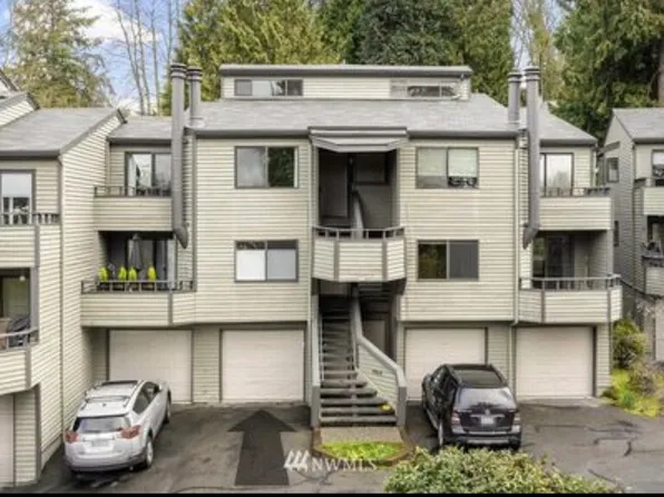 7014 116th Ave NE APT C, Kirkland, WA 98033