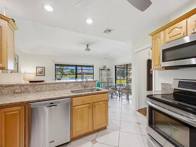9874 Campbell Cir — Photo 8
