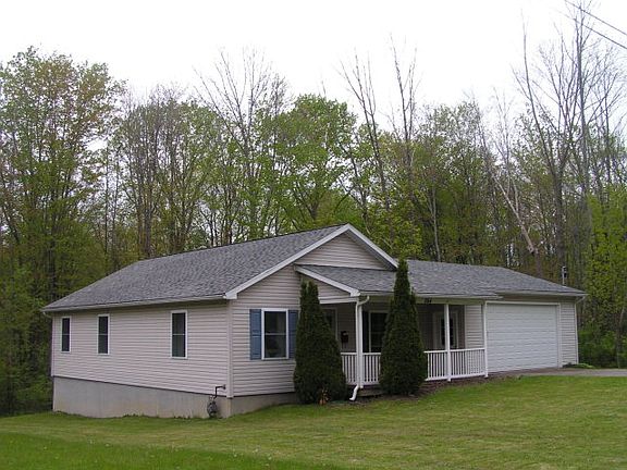 3rd image of 364 Latonia Ave