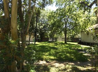 615 E 12th 1/2 St, Houston, TX 77008