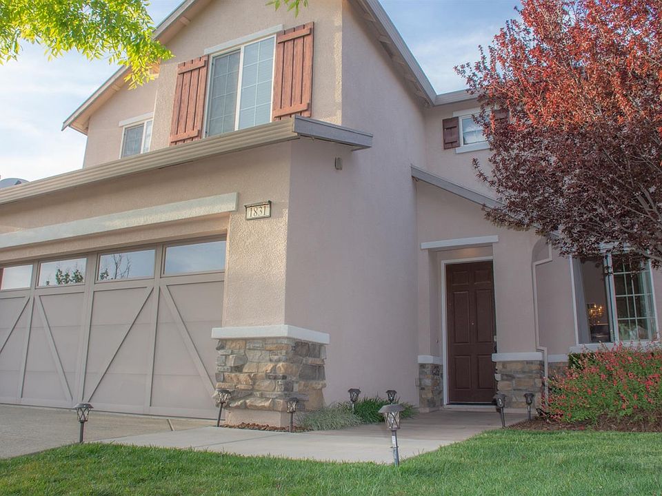1st image of 1831 Mezger Dr