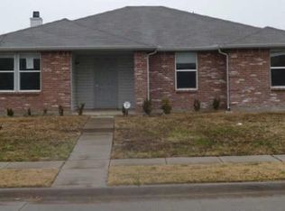 1029 Cavern Dr, Mesquite, TX 75181