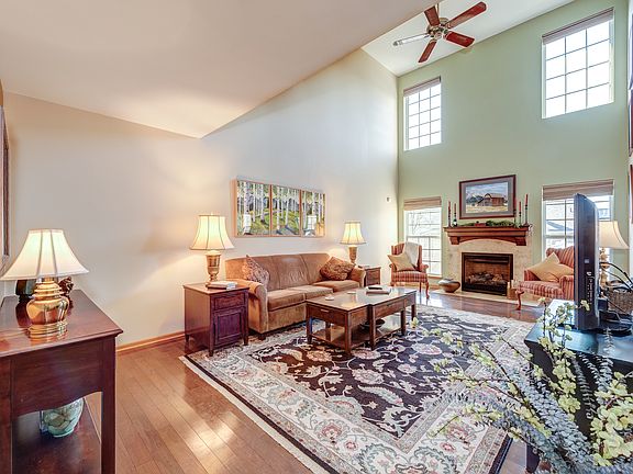 4th image of 3236 Foxridge Ct