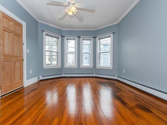 3rd image of 41 Houghton St #1