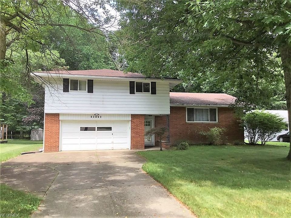 1st image of 28776 Berkshire Dr