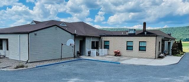 1st image of 3664 Old State Rd #13