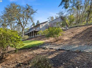 1372 SE Laurel Ct, Roseburg, OR 97470