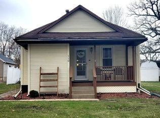 110 Main St, Oglesby, IL 61348