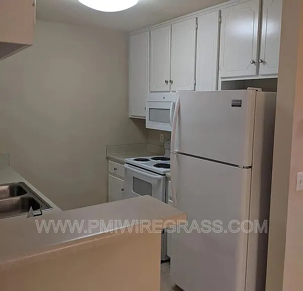 208 Foxchase Ln — Photo 23